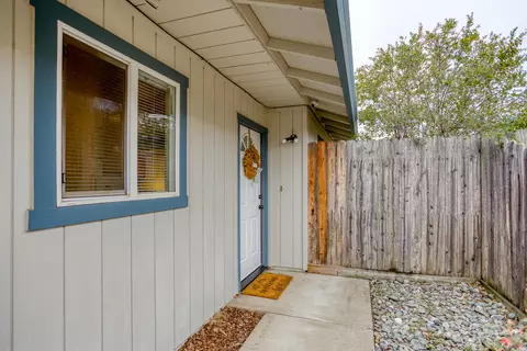 4175 St Patricks Ave, Redding, CA 96003 photo 2