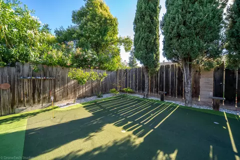 2560 Velia St, Redding, CA 96002 photo 33