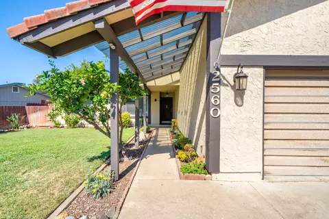 2560 Velia St, Redding, CA 96002 photo 6