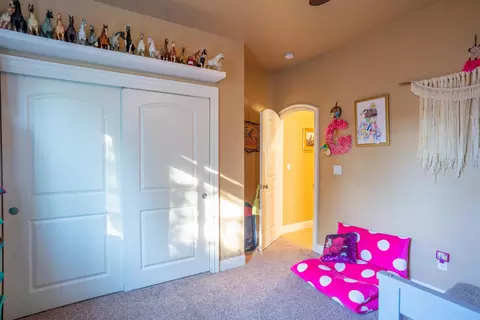2158 Cadjew St, Redding, CA 96003 photo 25