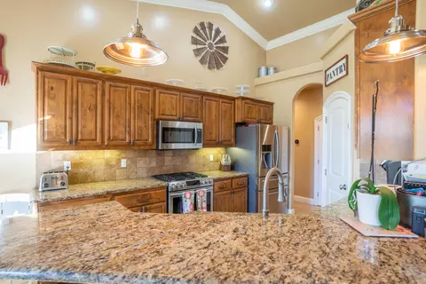 2158 Cadjew St, Redding, CA 96003 photo 12