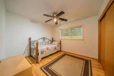 596 Rafael St, Redding, CA 96002 photo 13