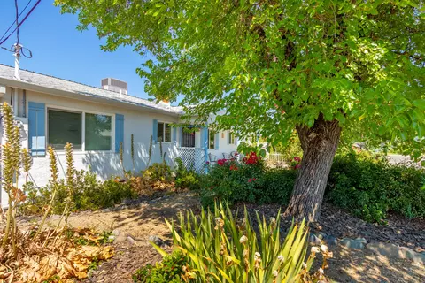 5820 Sierra Dr, Redding, CA 96003 photo 5