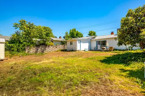 5820 Sierra Dr, Redding, CA 96003 photo 28