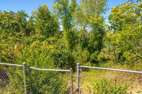 5820 Sierra Dr, Redding, CA 96003 photo 30