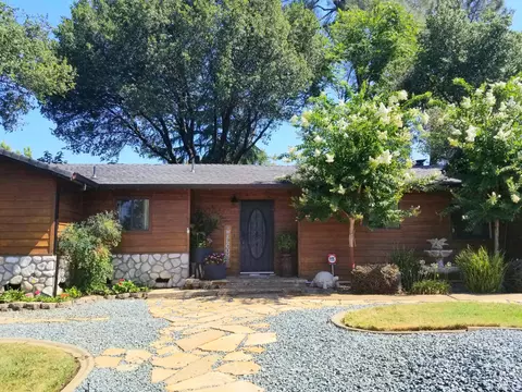 1430 Dusty Ln, Redding, CA 96002 photo 4