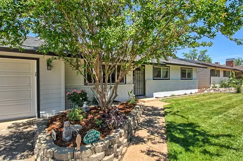 1750 Burksgarden St, Redding, CA 96002 photo 2