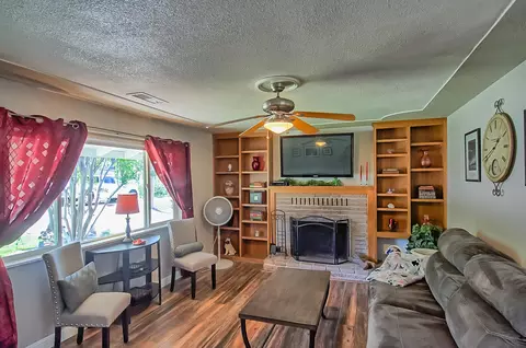 1750 Burksgarden St, Redding, CA 96002 photo 12
