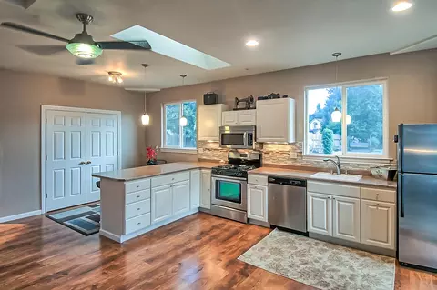 2735 Casabella Dr, Redding, CA 96002 photo 21