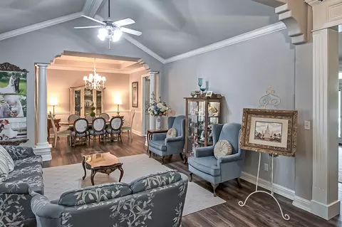 2735 Casabella Dr, Redding, CA 96002 photo 5