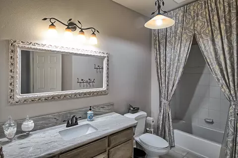 2735 Casabella Dr, Redding, CA 96002 photo 19