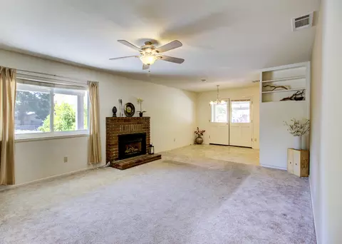 2224 Hawn Ave, Redding, CA 96002 photo 3