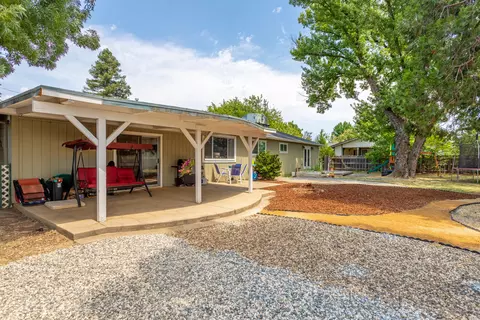 19549 Medo Vale Ln, Redding, CA 96002 photo 23