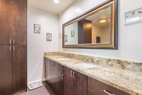19549 Medo Vale Ln, Redding, CA 96002 photo 13
