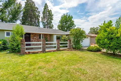 19549 Medo Vale Ln, Redding, CA 96002 photo 29