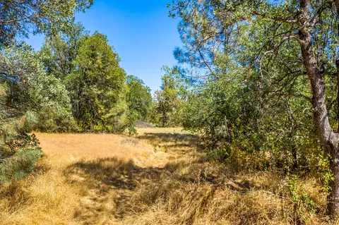20164 Lupine Dr, Redding, CA 96002 photo 6