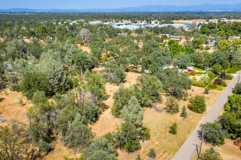 20164 Lupine Dr, Redding, CA 96002 photo 1