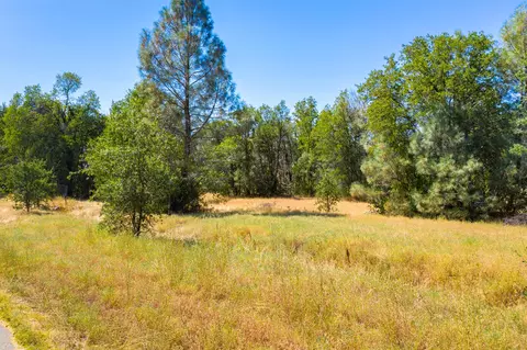 20164 Lupine Dr, Redding, CA 96002 photo 10