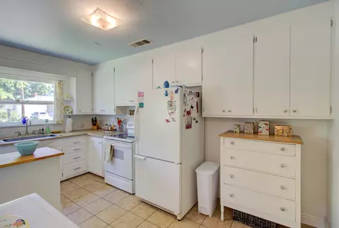 755 Gold St, Redding, CA 96001 photo 21