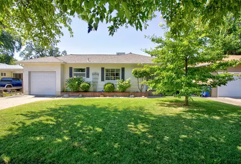 755 Gold St, Redding, CA 96001 photo 2