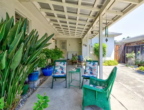 755 Gold St, Redding, CA 96001 photo 8