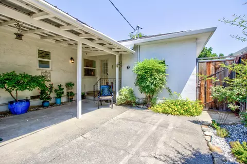 755 Gold St, Redding, CA 96001 photo 6
