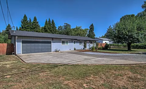 5441 Bonnyview Rd, Redding, CA 96001 photo 2