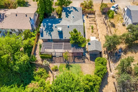 3484 Summit Dr, Redding, CA 96001 photo 24