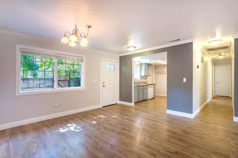 3484 Summit Dr, Redding, CA 96001 photo 10
