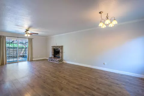 3484 Summit Dr, Redding, CA 96001 photo 7