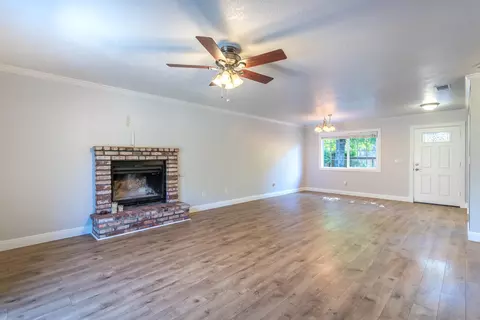 3484 Summit Dr, Redding, CA 96001 photo 9
