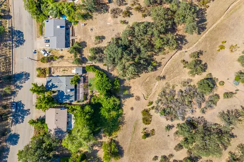 3484 Summit Dr, Redding, CA 96001 photo 28