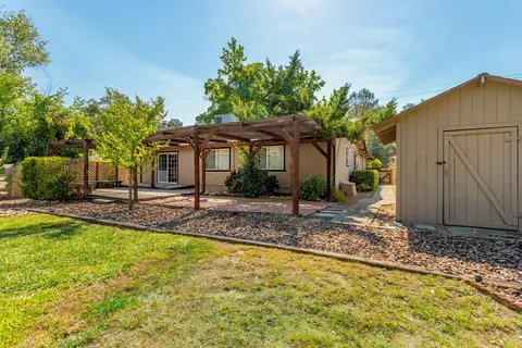 3484 Summit Dr, Redding, CA 96001 photo 18