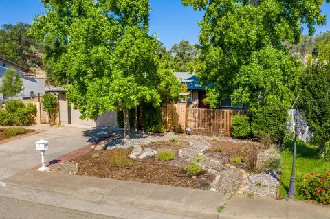 3484 Summit Dr, Redding, CA 96001 photo 26