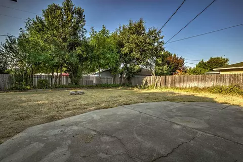 2001 Sycamore Dr, Redding, CA 96001 photo 18