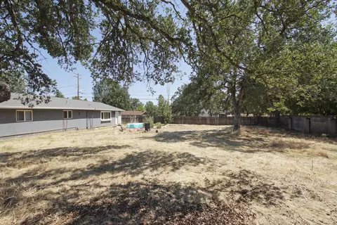 3438 E Keswick Dm, Redding, CA 96003 photo 17