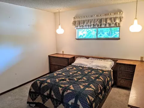 4388 Alta Mesa Dr, Redding, CA 96002 photo 23