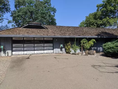 4388 Alta Mesa Dr, Redding, CA 96002 photo 4