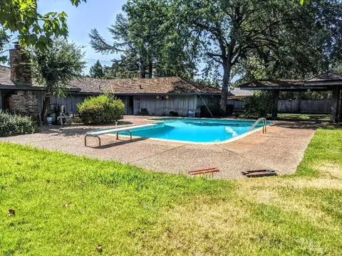 4388 Alta Mesa Dr, Redding, CA 96002 photo 30