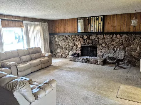 4388 Alta Mesa Dr, Redding, CA 96002 photo 12