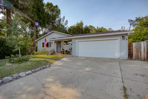 620 Christine Ave, Redding, CA 96003 photo 3