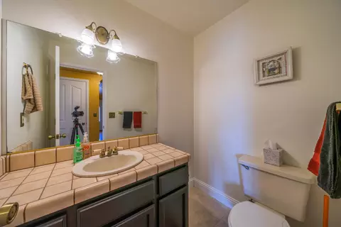 989 Willow Brook Ln, Redding, CA 96003 photo 18