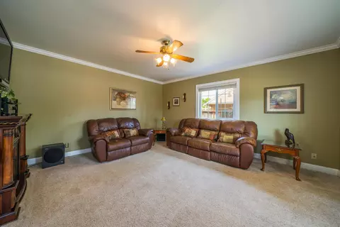 989 Willow Brook Ln, Redding, CA 96003 photo 12