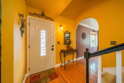 989 Willow Brook Ln, Redding, CA 96003 photo 4
