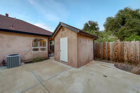 4603 Columbine Dr, Redding, CA 96002 photo 79