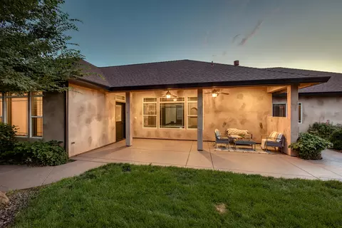 4603 Columbine Dr, Redding, CA 96002 photo 91