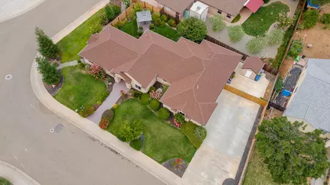 4603 Columbine Dr, Redding, CA 96002 photo 108