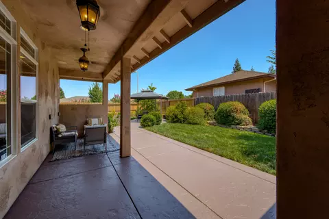 4603 Columbine Dr, Redding, CA 96002 photo 89