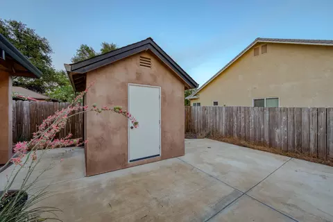 4603 Columbine Dr, Redding, CA 96002 photo 80
