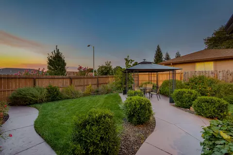 4603 Columbine Dr, Redding, CA 96002 photo 20